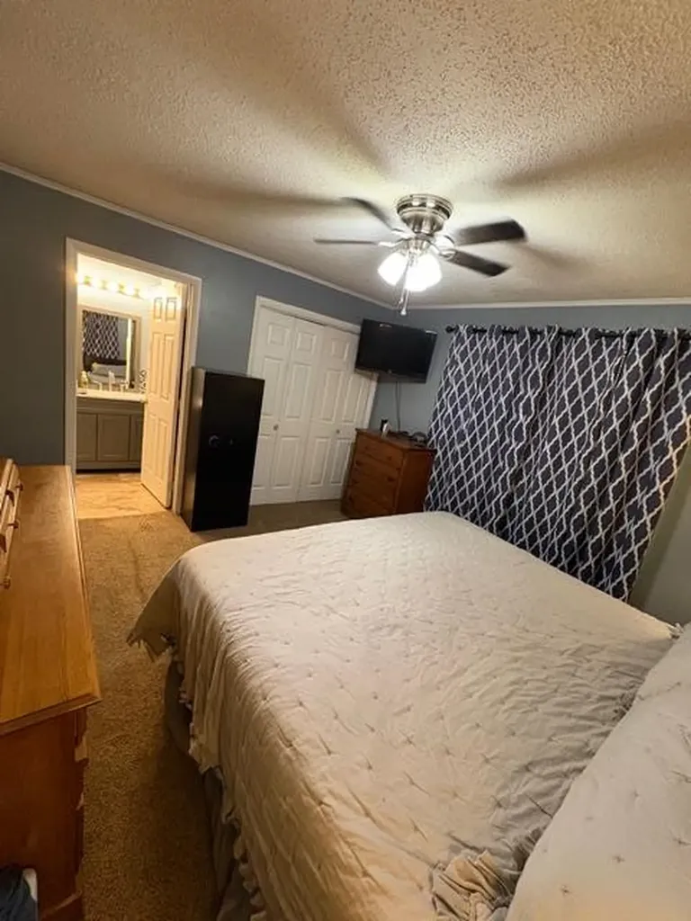 148 Lester Ledbetter Lane Hilham TN 38568