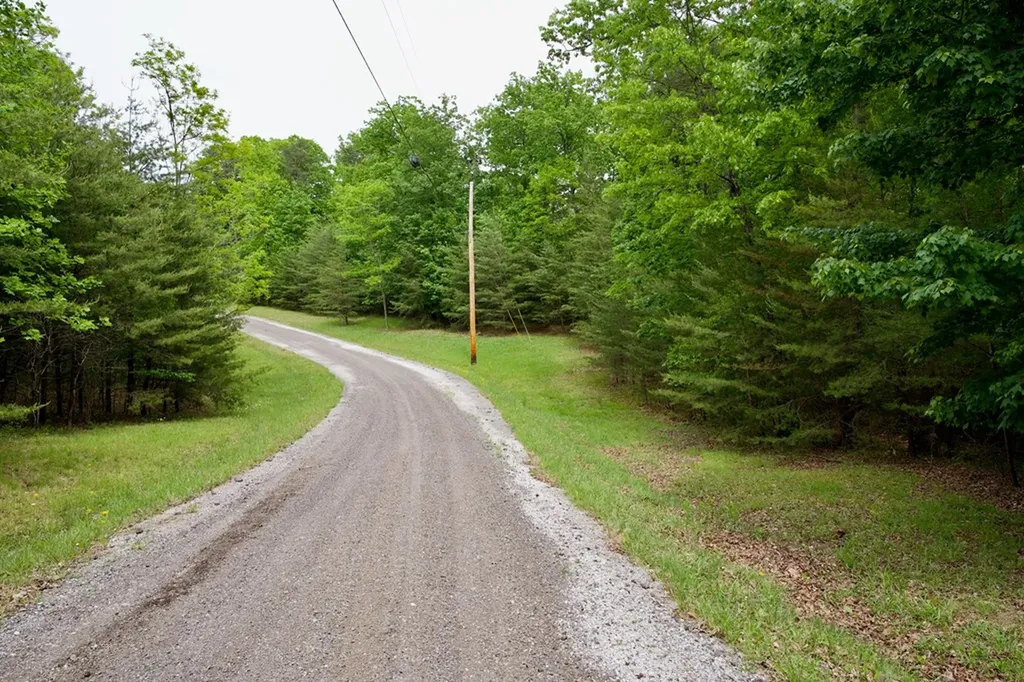 1.2AC Coyote Trail Spencer TN 38585