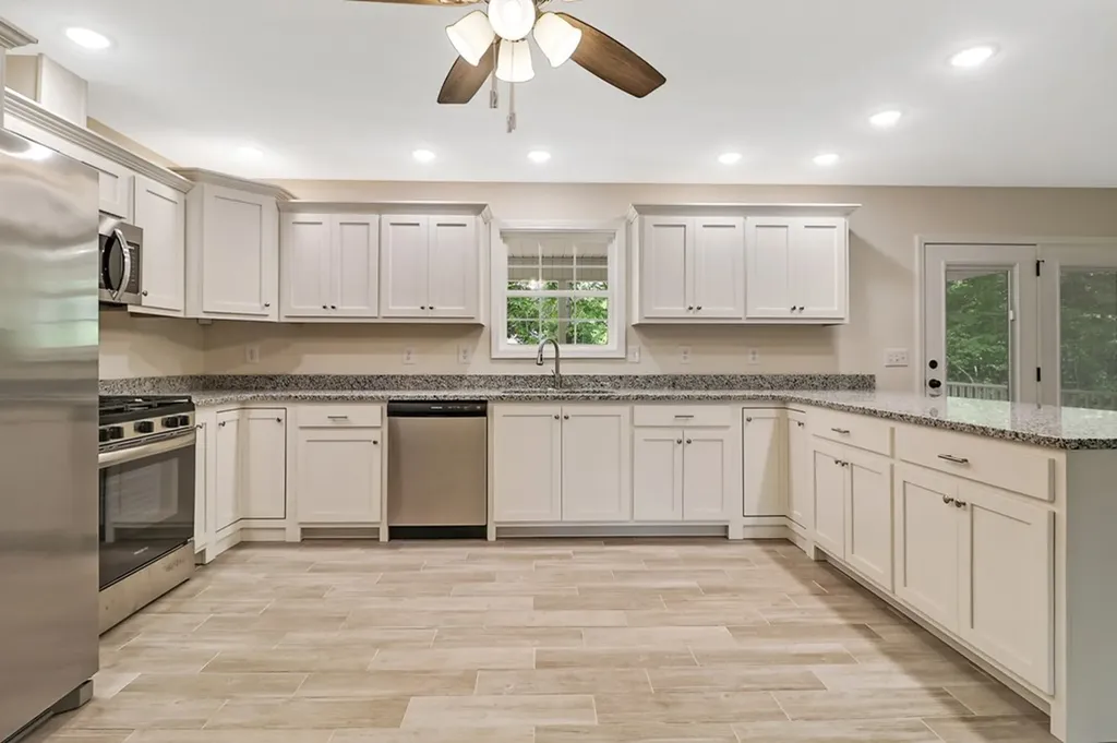 310 Summerwind Drive Crossville TN 38571