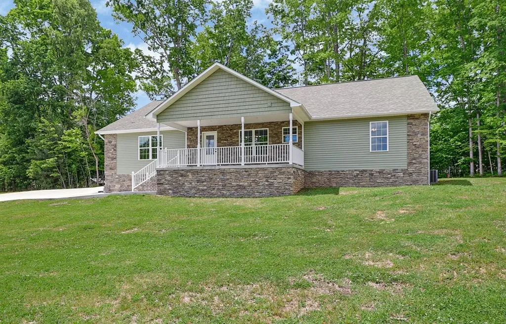 310 Summerwind Drive Crossville TN 38571