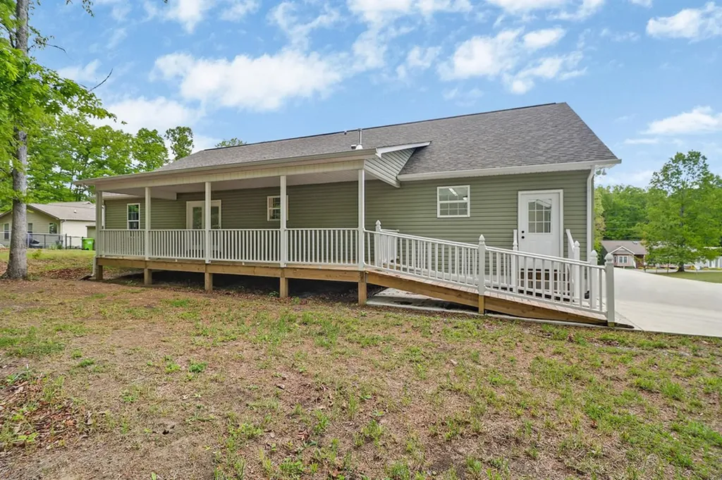310 Summerwind Drive Crossville TN 38571