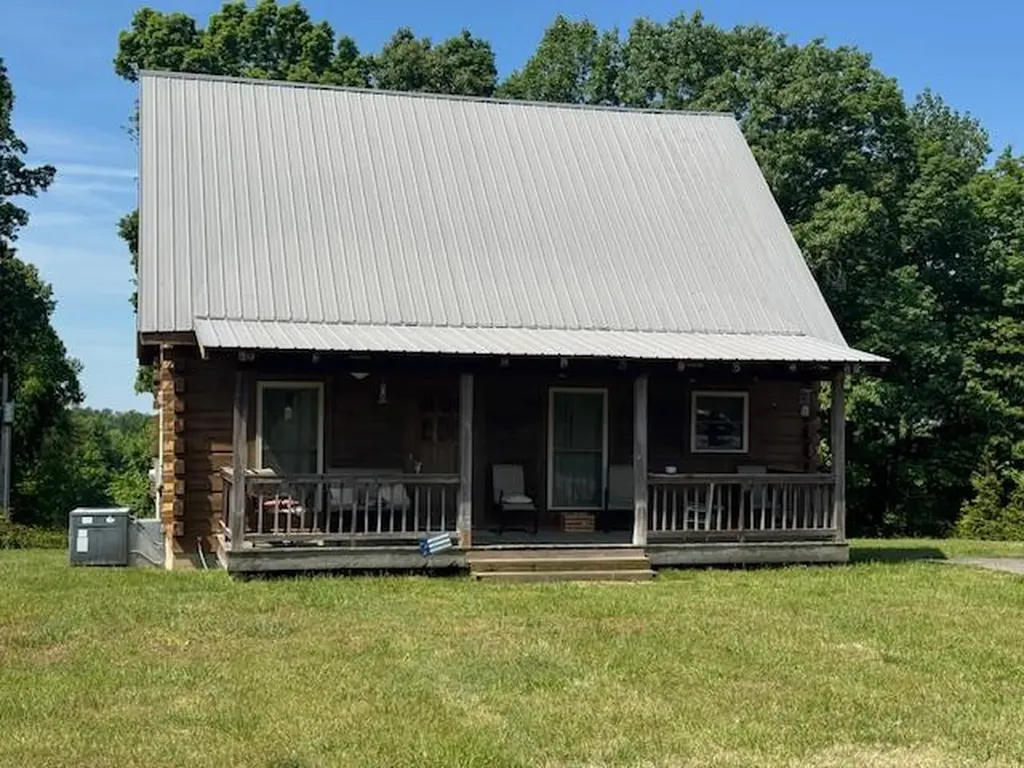 5701 Willow Grove Highway Allons TN 38541
