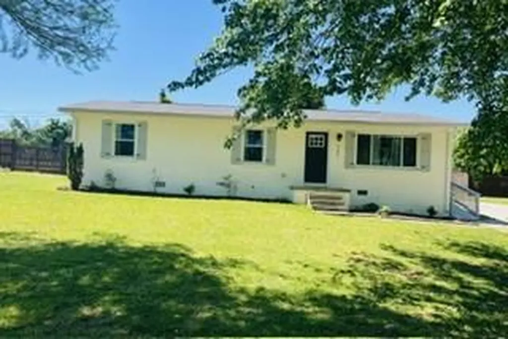 Cookeville TN, 727 Hutcheson Road