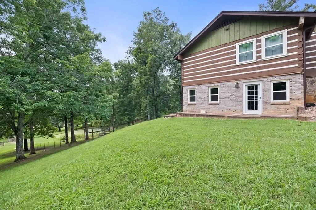 200 Duke Lane Livingston TN 38570