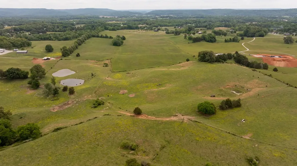 1496 S Bunker Hill Road Sparta TN 38583