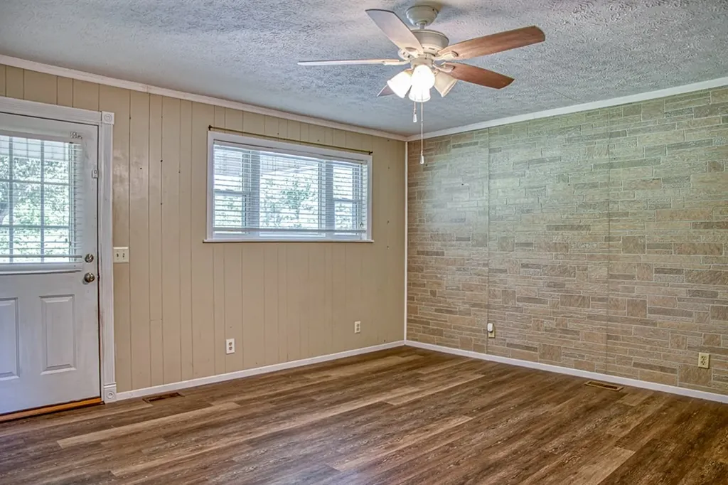 620 Harmony Road Gainesboro TN 38562