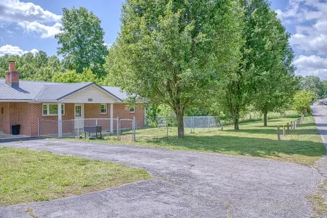 620 Harmony Road Gainesboro TN 38562