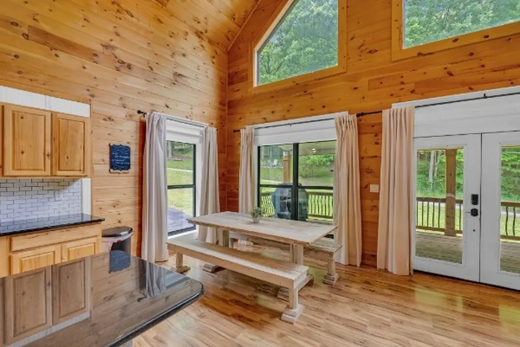 825 Shady Place Smithville TN 37166