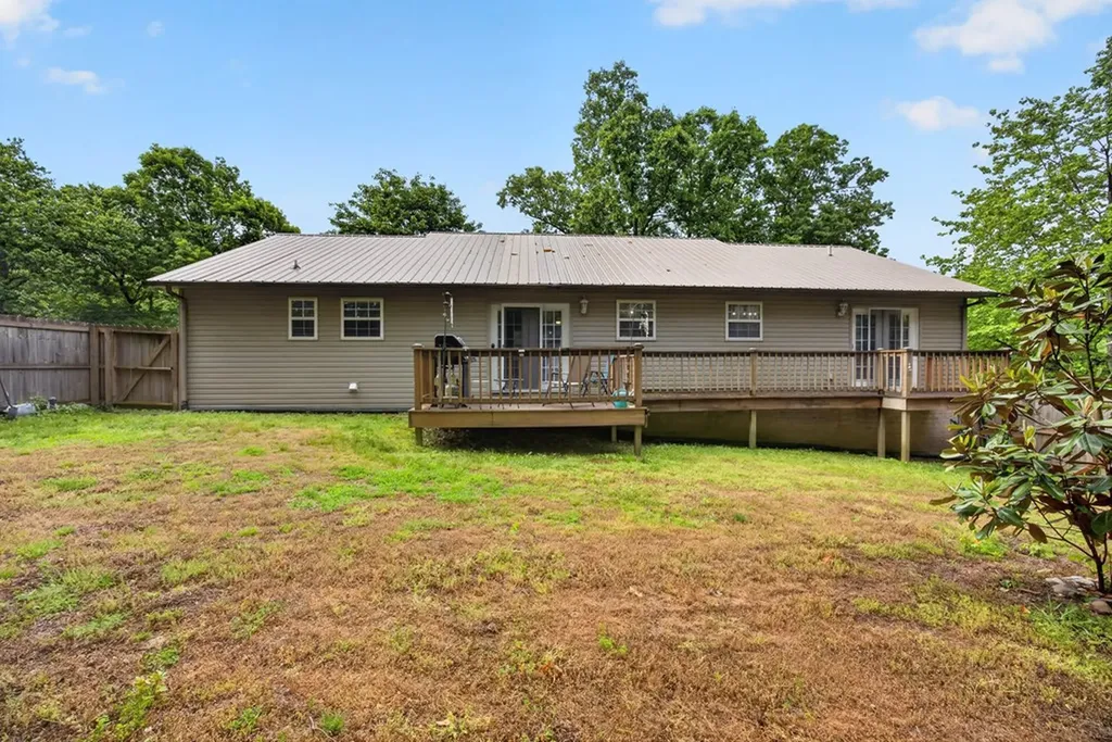 1943 Birch Circle Cookeville TN 38501