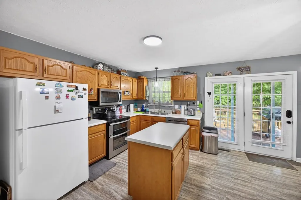 1943 Birch Circle Cookeville TN 38501