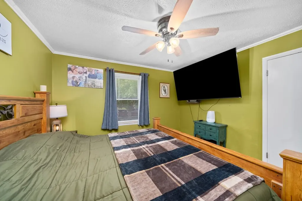 1608 Parker Road Sparta TN 38583