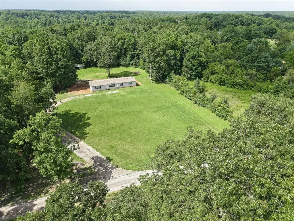 90 Byers Lane Crossville TN 38571