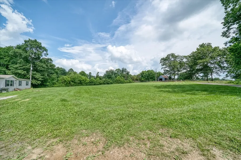 90 Byers Lane Crossville TN 38571