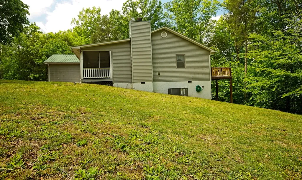 108 W Bobcat Lane Wilder TN 38589