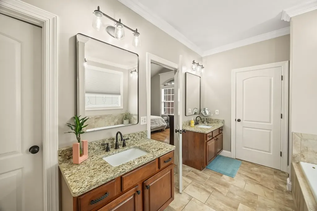 1916 Bear Creek Point Cookeville TN 38506