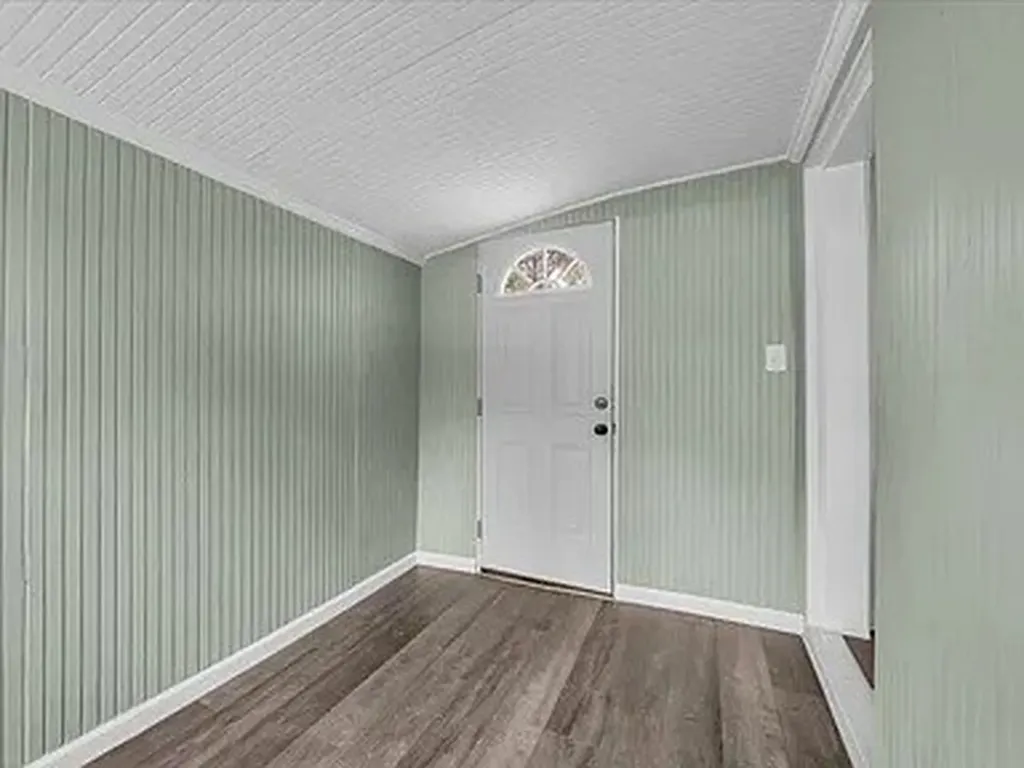 27 Church Street Spencer TN 38585