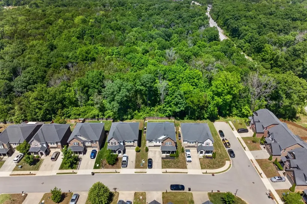 4962 Napoli Drive Mount Juliet TN 37122