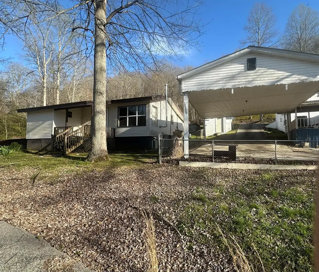 Sparta TN, 2999 Johnson Chapel Road