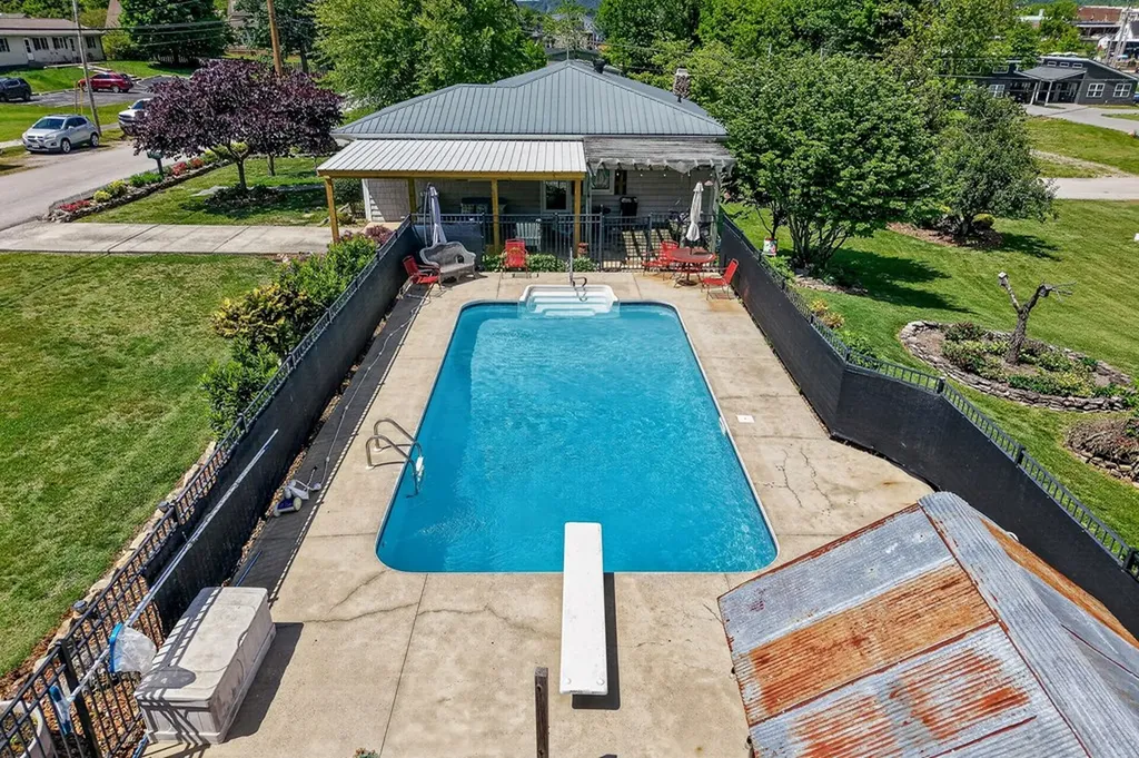 403 Daugherty Street Livingston TN 38570