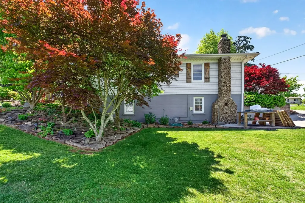 403 Daugherty Street Livingston TN 38570