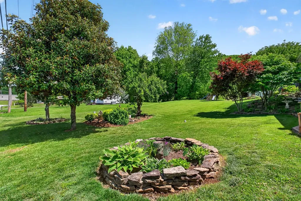 403 Daugherty Street Livingston TN 38570
