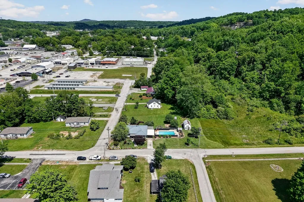 403 Daugherty Street Livingston TN 38570