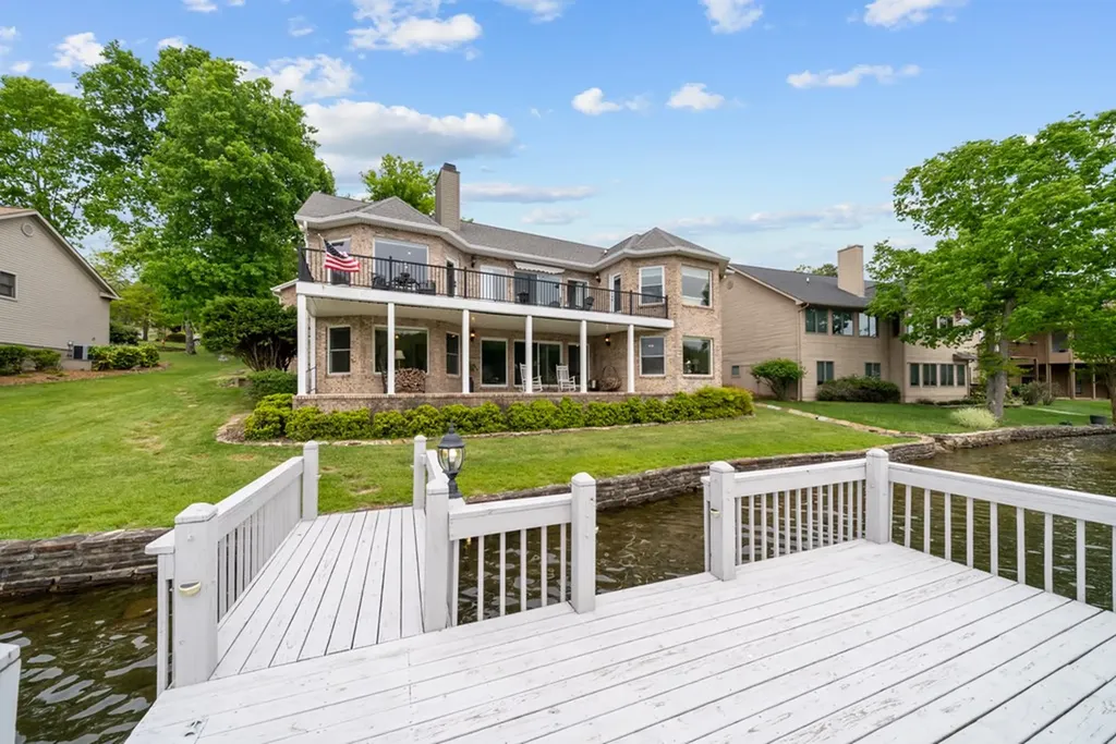 150 Motthaven Drive Crossville TN 38558