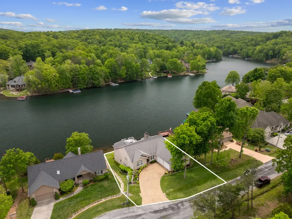 150 Motthaven Drive Crossville TN 38558