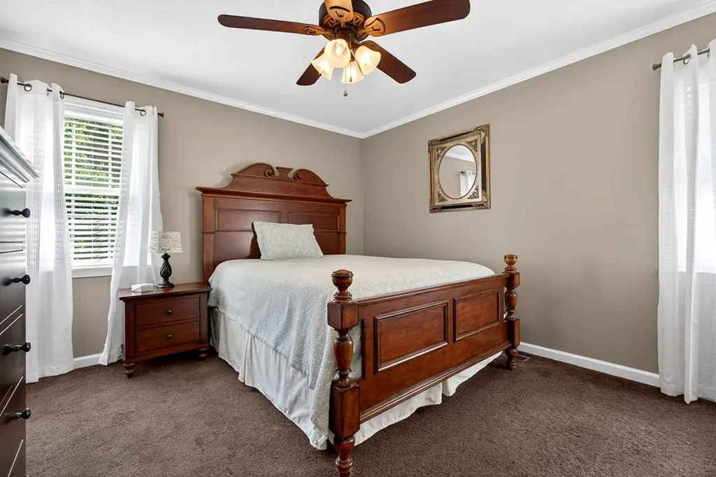 80 Hidden Hollow Lane Celina TN 38551