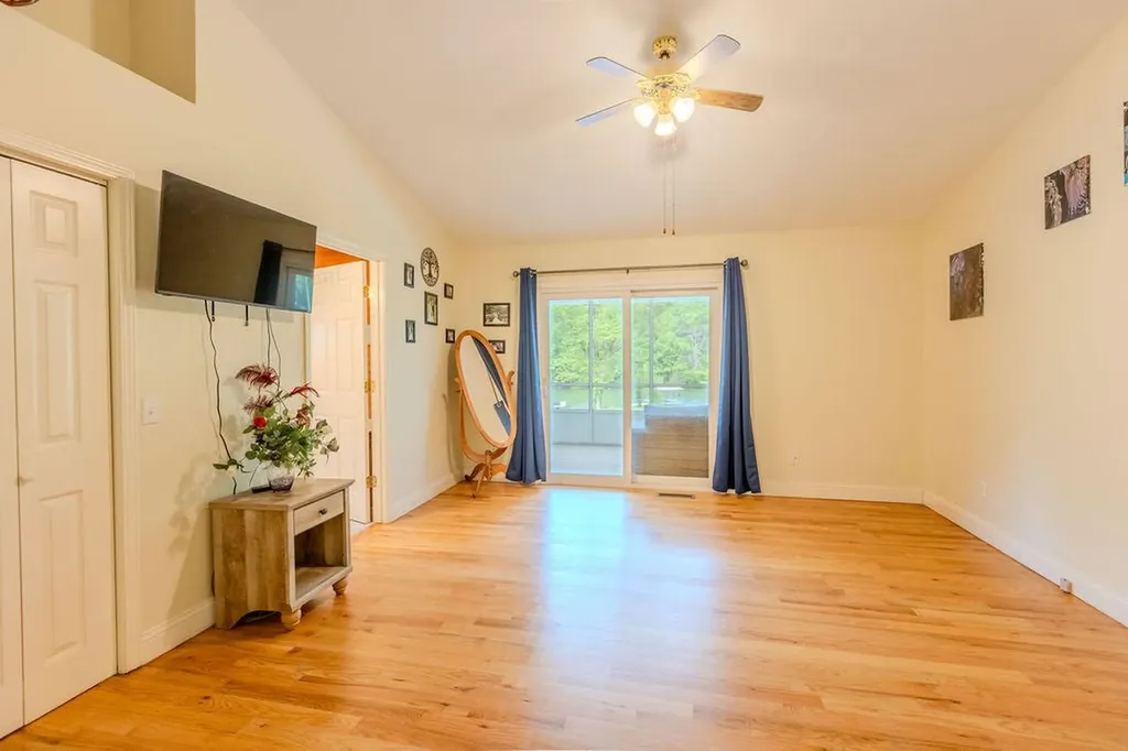 263 River Oaks Drive Sparta TN 38583