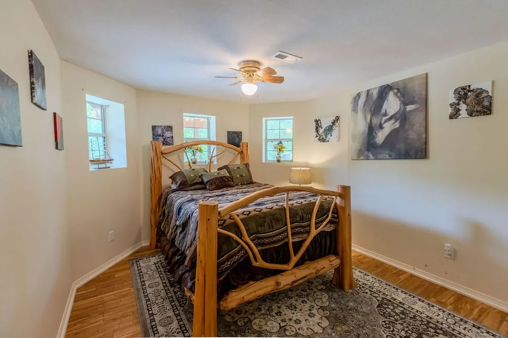 263 River Oaks Drive Sparta TN 38583