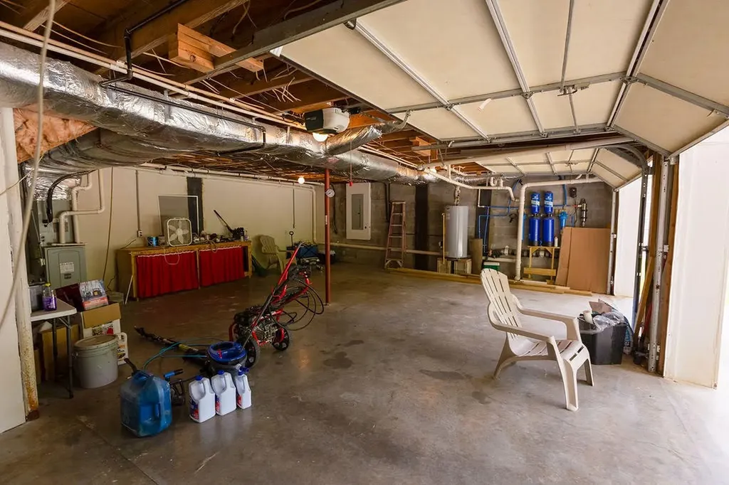263 River Oaks Drive Sparta TN 38583