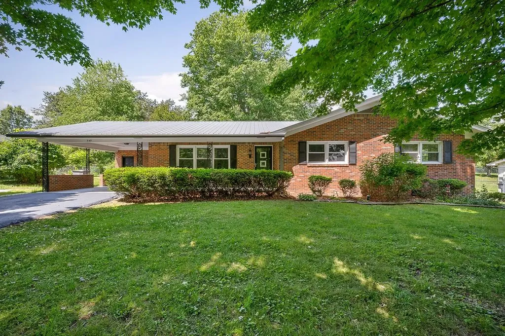 549 NE Grandview Drive Cookeville TN 38506