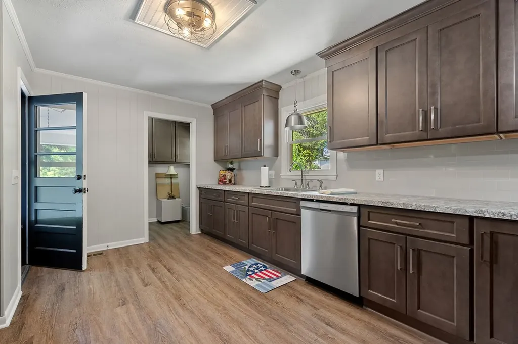 549 NE Grandview Drive Cookeville TN 38506