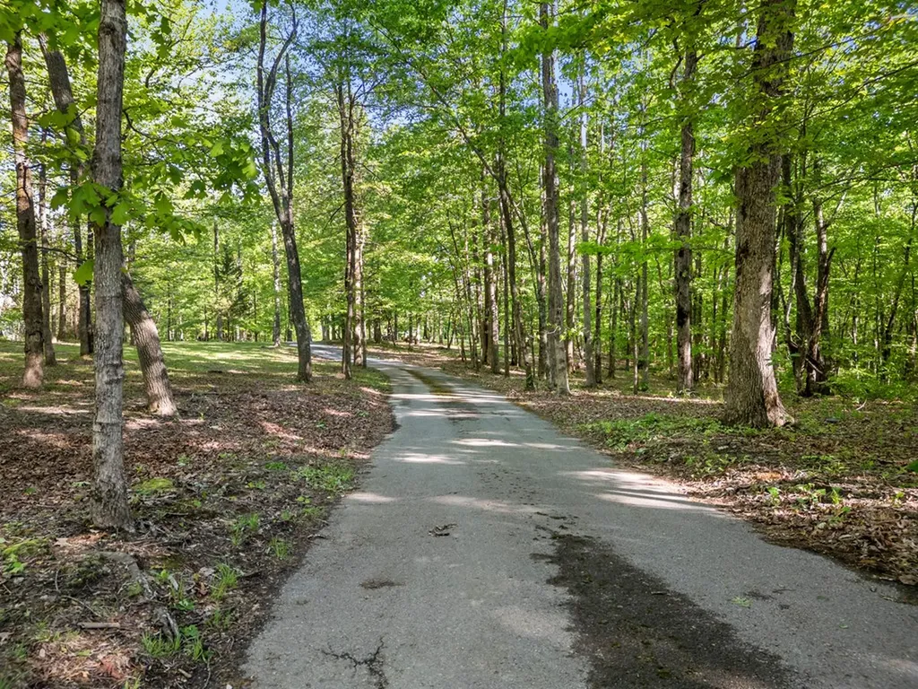 513 Cumberland Cove Road Monterey TN 38574