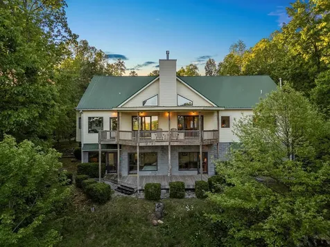 513 Cumberland Cove Road Monterey TN 38574