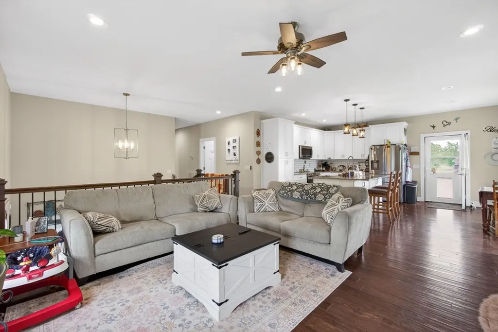 4044 Charlton Square Cookeville TN 38501