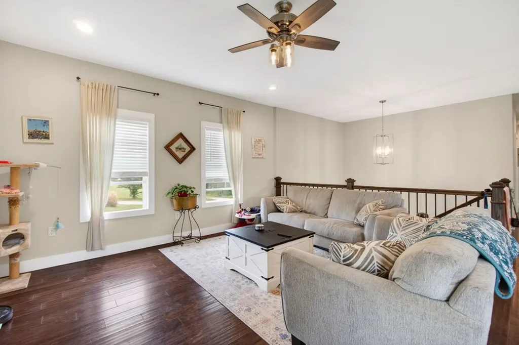 4044 Charlton Square Cookeville TN 38501