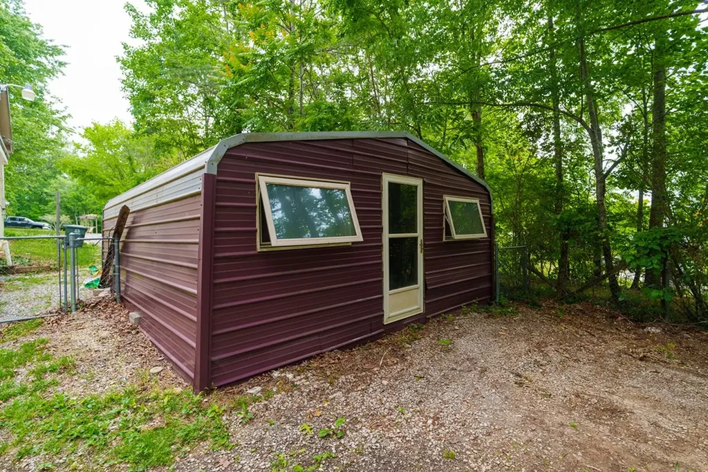 1723 Post Oak Road Cookeville TN 38506