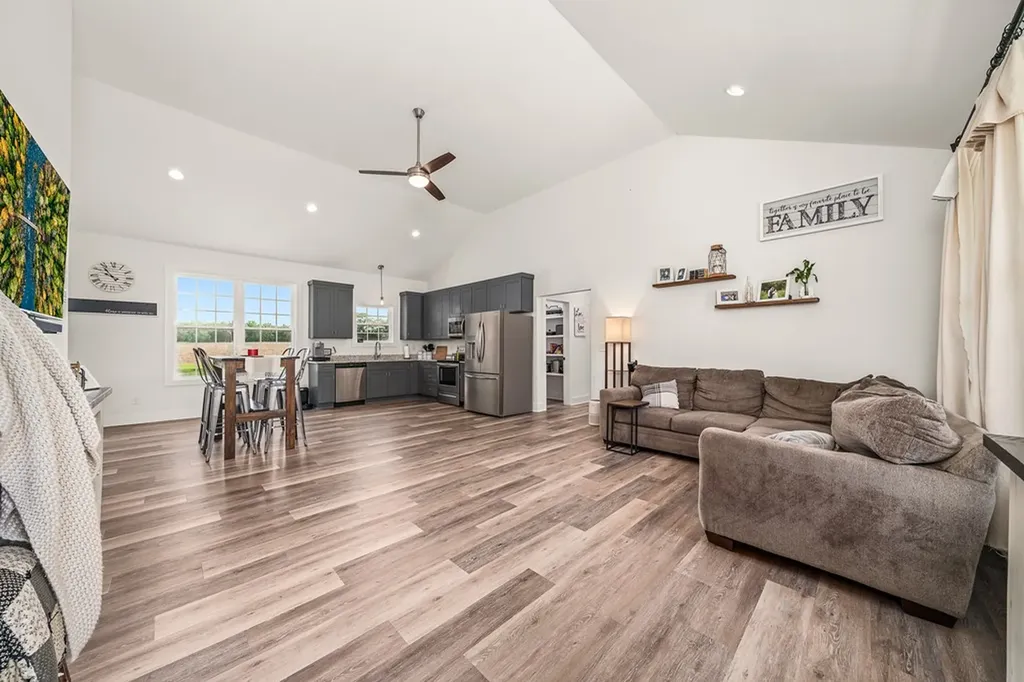 425 Royal Drive Rock Island TN 38581