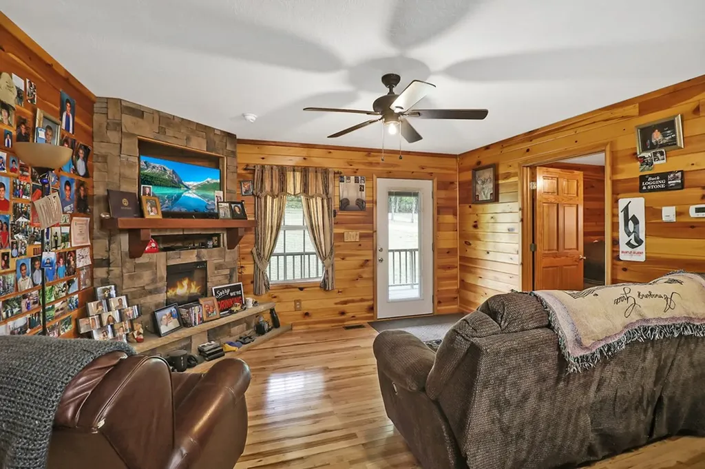381 Lowe Road Jamestown TN 38556