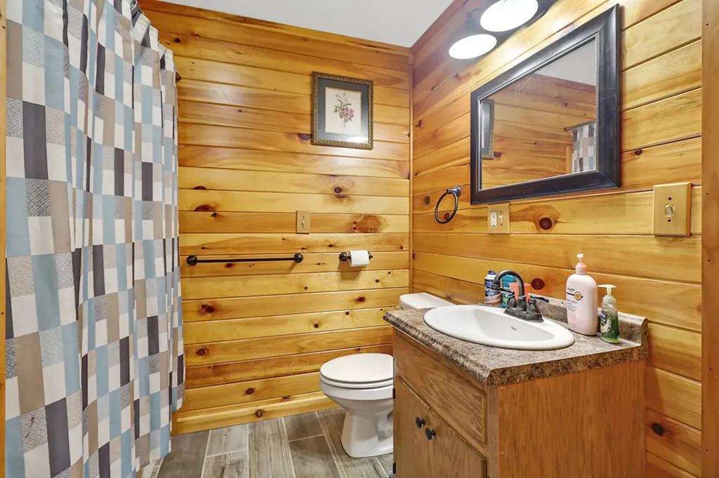 381 Lowe Road Jamestown TN 38556