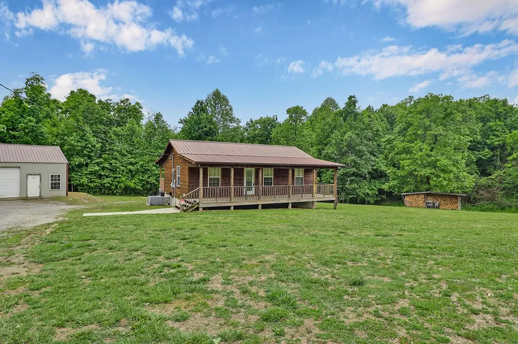 381 Lowe Road Jamestown TN 38556