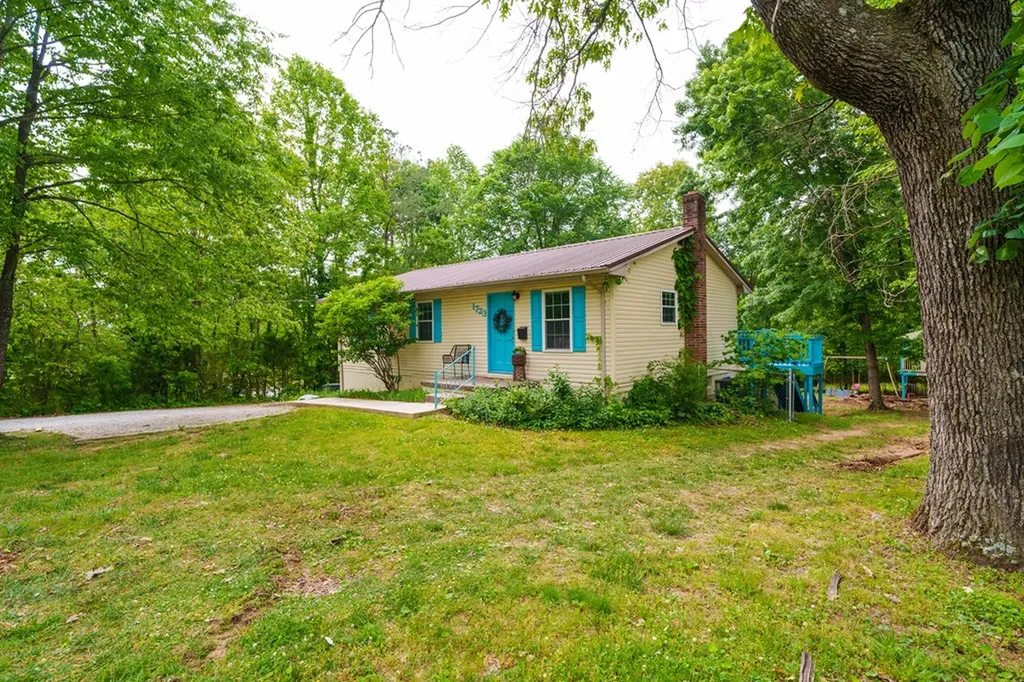 1723 Post Oak Cookeville TN 38506