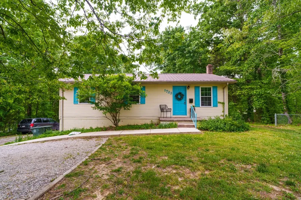 1723 Post Oak Cookeville TN 38506