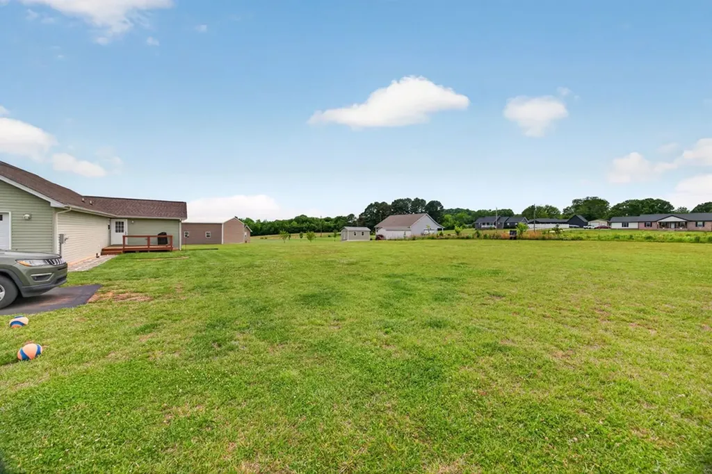 849 Charles Golden Road Sparta TN 38583