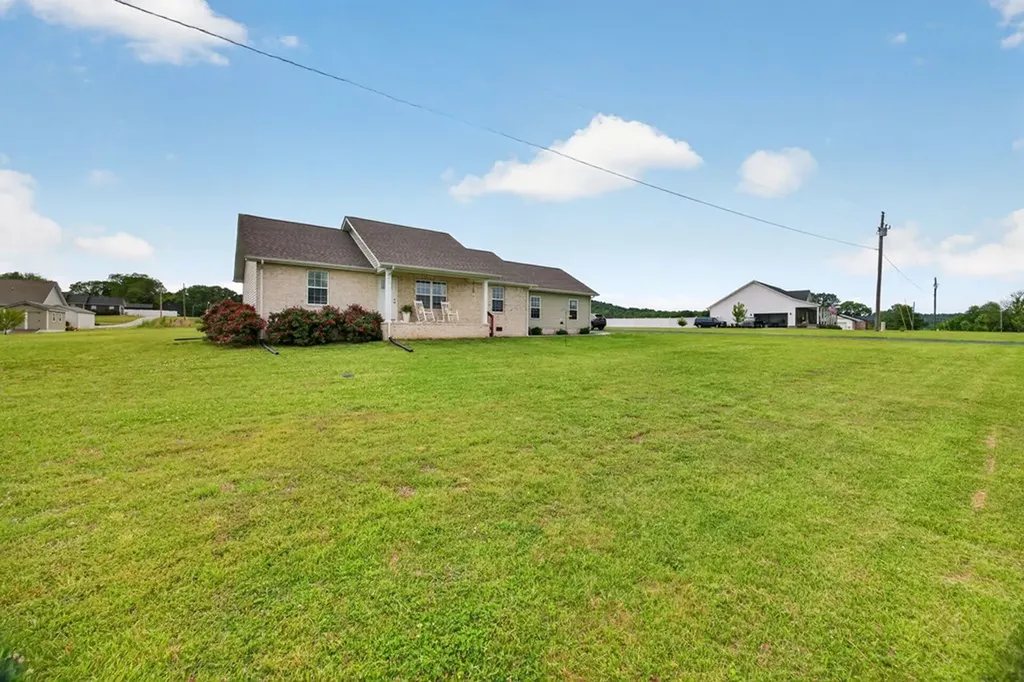 849 Charles Golden Road Sparta TN 38583