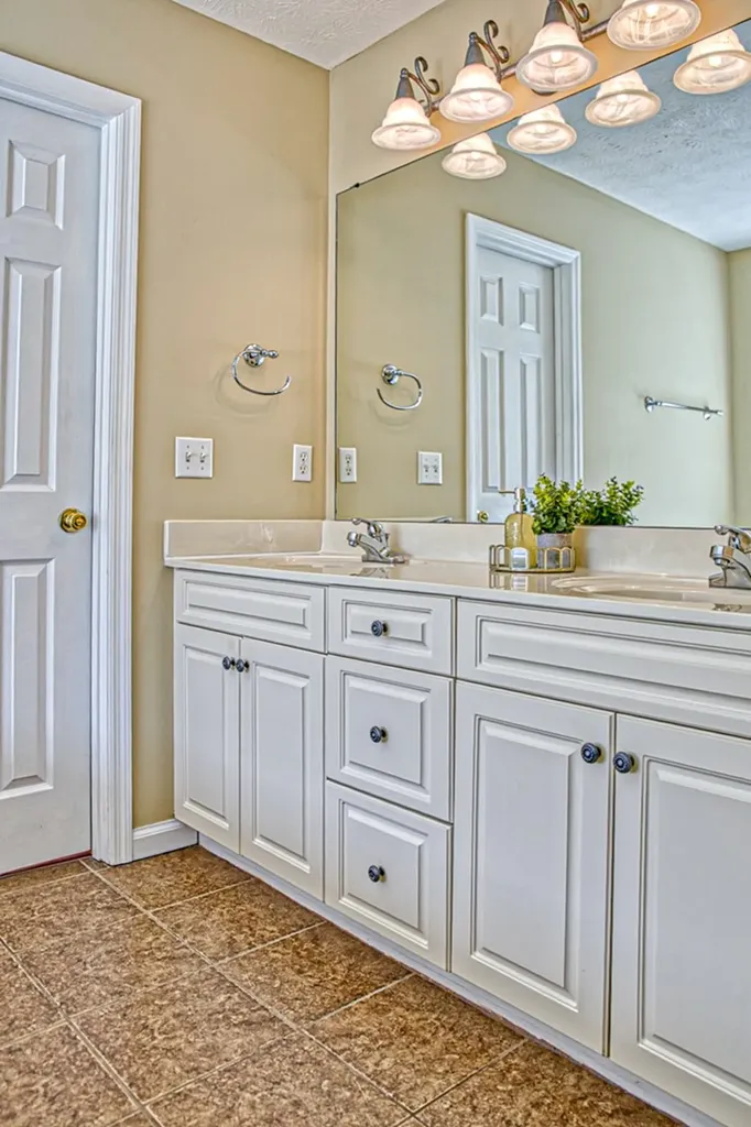 1099 Heathwood West Drive Cookeville TN 38506