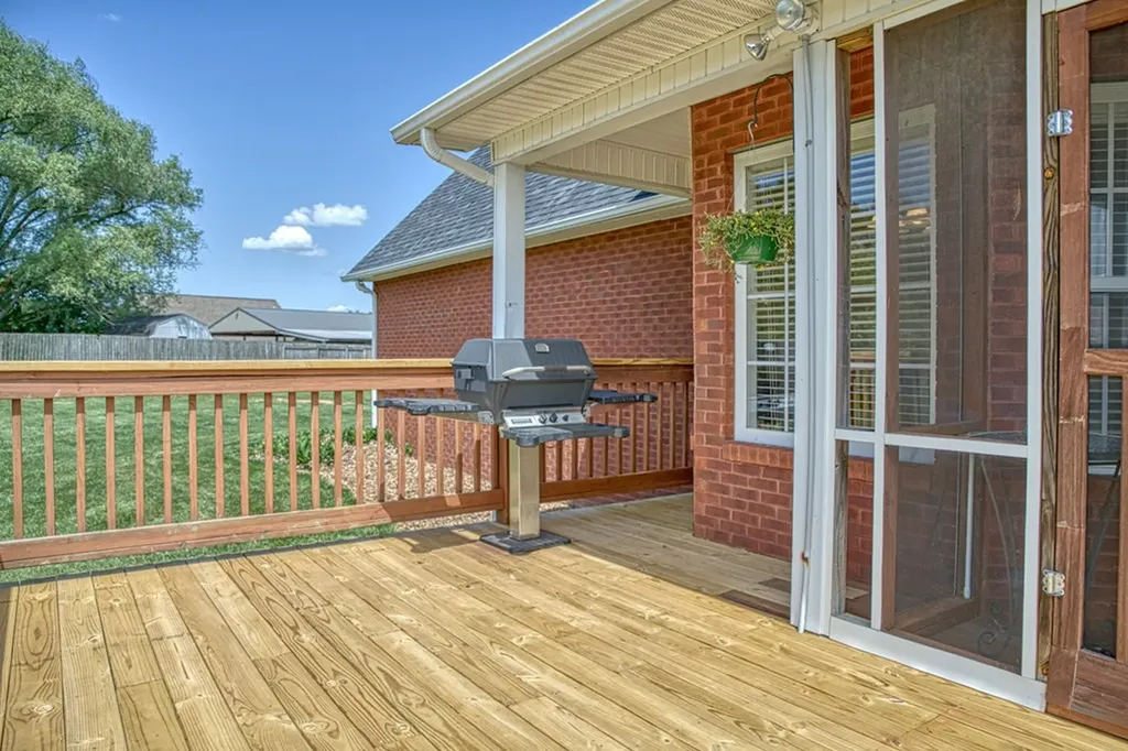 1099 Heathwood West Drive Cookeville TN 38506