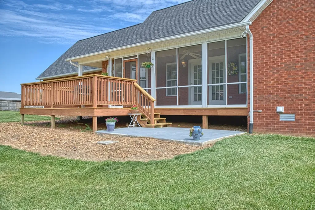 1099 Heathwood West Drive Cookeville TN 38506